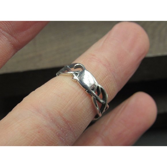 Size 5.25 Sterling Silver Vines With Thorns Band Ring - Picture 3 of 7